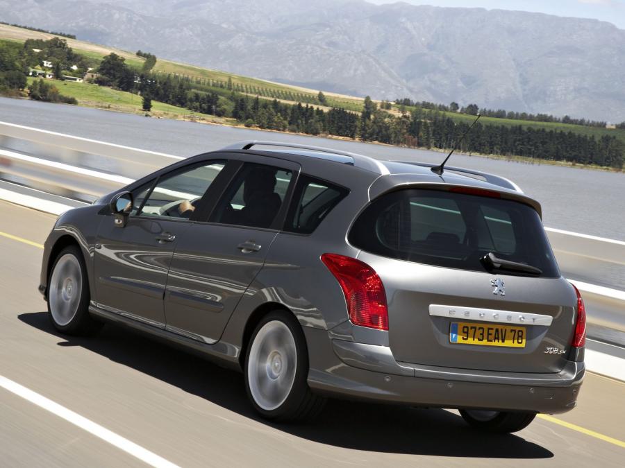  Peugeot 308 SW 2008 года  (фото 22 из 30)
